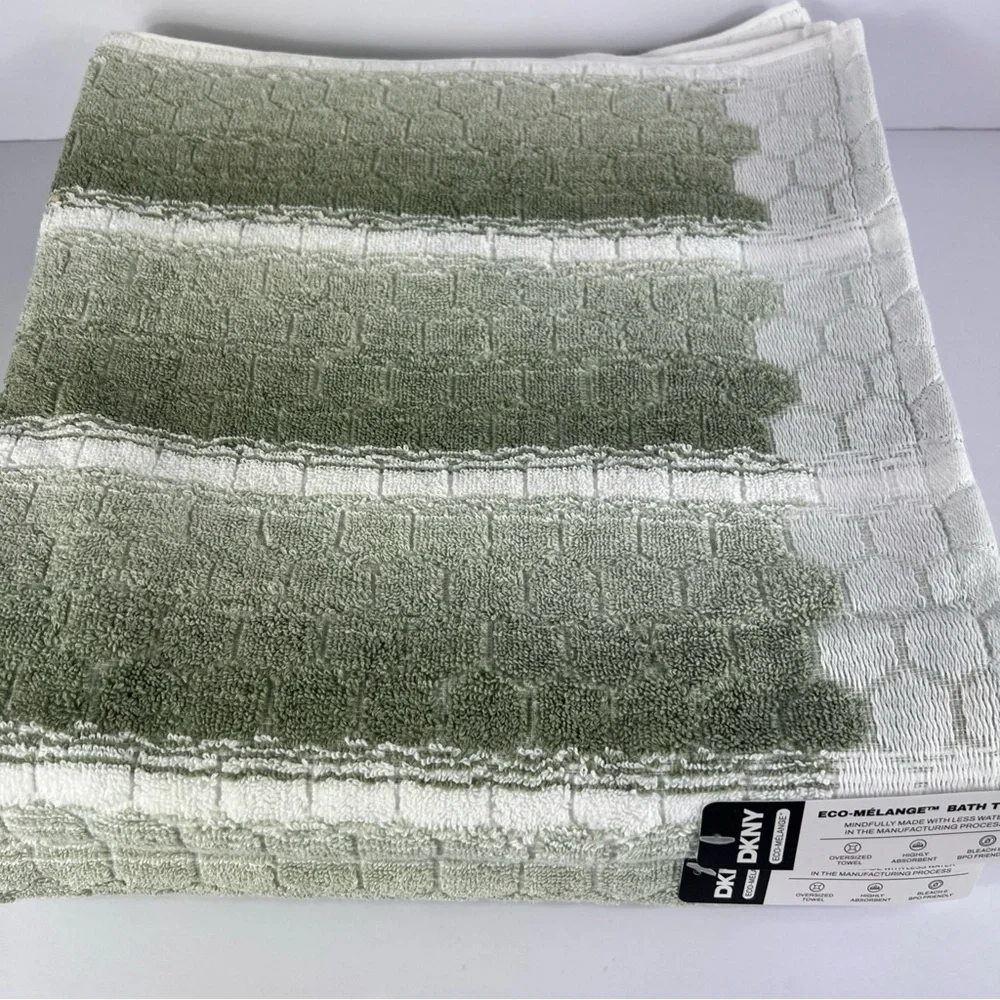 DKNY Eco-Melange Bath Towels Set of 2 Oversized Green White Striped Cotton NEW